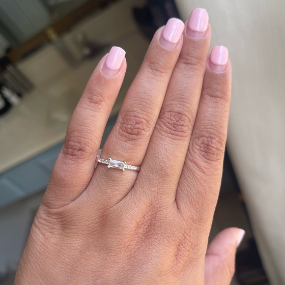 Ring - Picture 1 of 3